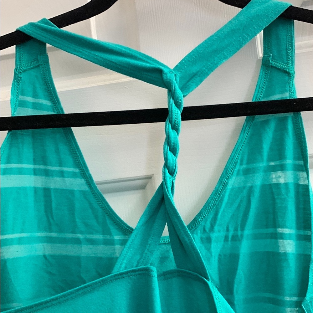 3/$19 Under Armour Blue Sleeveless Tank Top - Picture 4 of 8